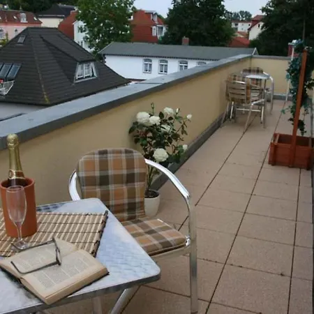Villa Strandkuss Kuehlungsborn Exterior photo
